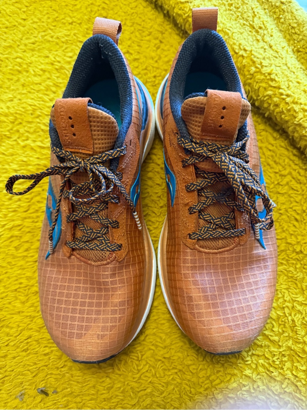 Saucony Men's Rust Orange Athletic Shoes with Blue Accents